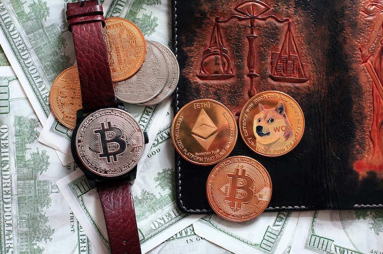 Cold Wallet vs. Hot Wallet